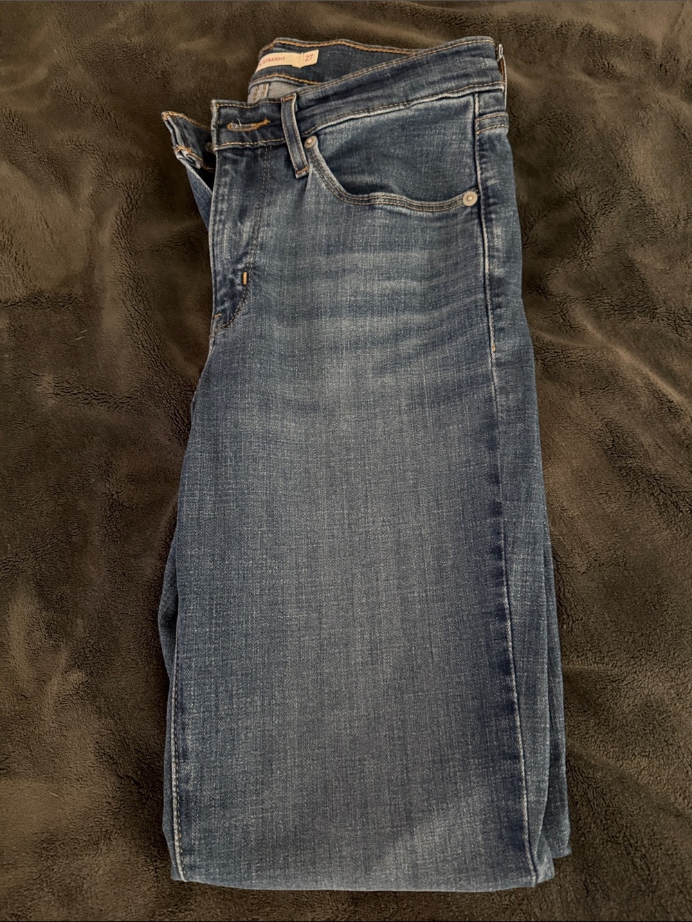 Levi's Women's Straight Leg Mid Blue Jeans